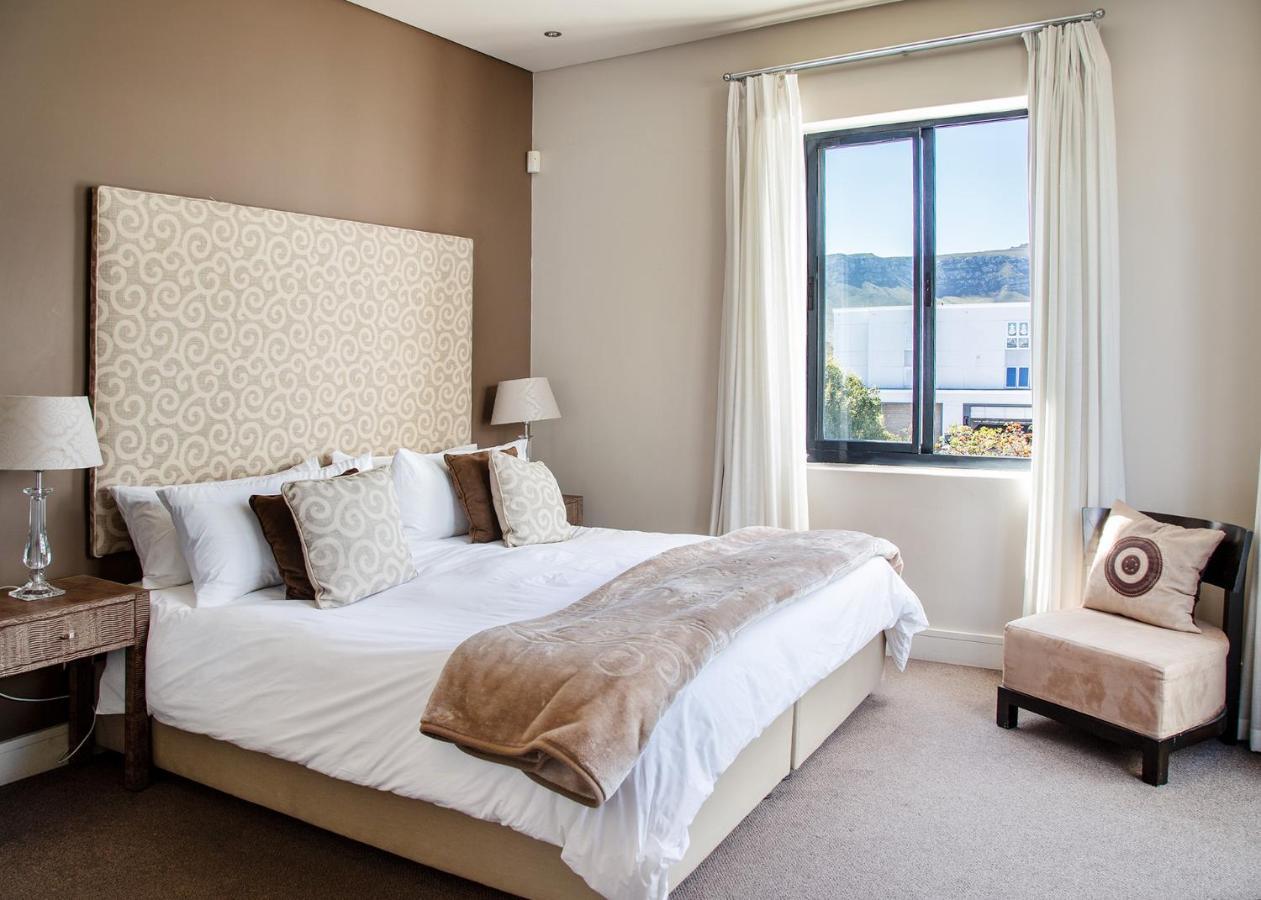 Marine Square Luxury Suites Hermanus Exteriér fotografie